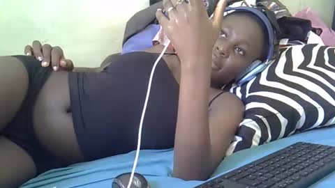 tight_pussie online show from March 2026 12:11:01 PM