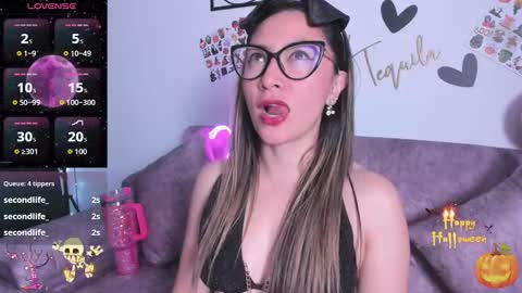 Snapshot of tila_tequila15 chatting on November 2025 02:52:02 PM TILA TEQUILA online show from November 2025 02:52:02 PM