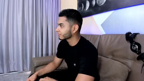 Snapshot of tiler_price chatting on January 2025 08:01:01 PM Tyler online show from January 2025 08:01:01 PM