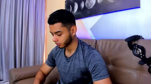 Snapshot of tiler_price chatting on January 2025 07:34:01 PM Tyler online show from January 2025 07:34:01 PM