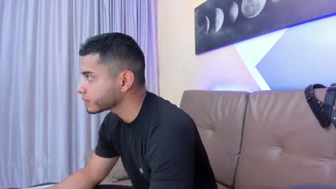 Snapshot of tiler_price chatting on January 2025 07:39:01 PM Tyler online show from January 2025 07:39:01 PM