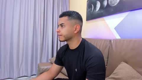 Snapshot of tiler_price chatting on February 2025 07:52:01 PM Tyler online show from February 2025 07:52:01 PM