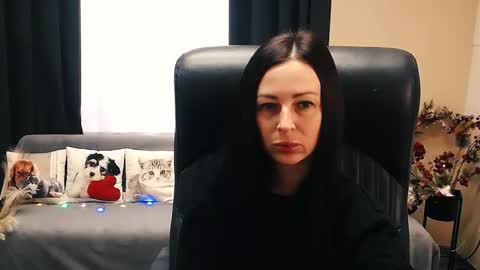 Luisa online show from October 2025 07:28:01 AM