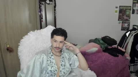 Snapshot of timgreen420 chatting on December 2024 05:20:02 AM timgreen420 online show from December 2024 05:20:02 AM