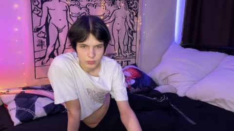 timi_moon online show from February 2025 10:34:01 AM