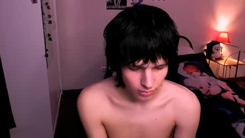 timi_moon online show from October 2025 09:16:01 PM