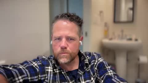 Tim online show from November 2025 09:26:01 PM