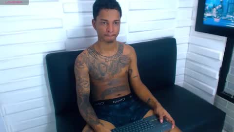 Timm online show from November 2025 07:07:02 PM