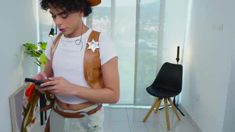 timmyshy online show from October 2025 07:48:02 PM