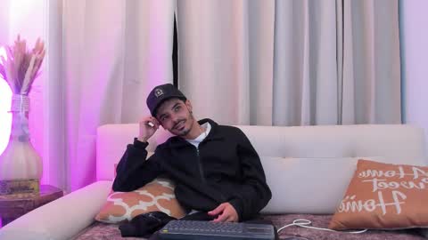 Evans  online show from February 2026 04:11:01 AM