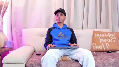Evans  online show from February 2026 04:06:02 AM