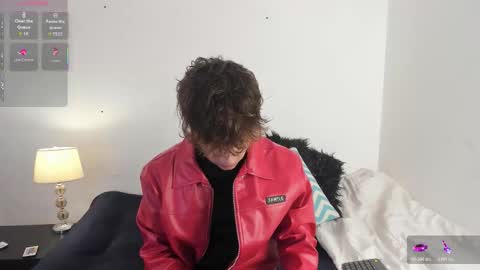 Timothy 21 years old online show from December 2025 08:29:01 PM