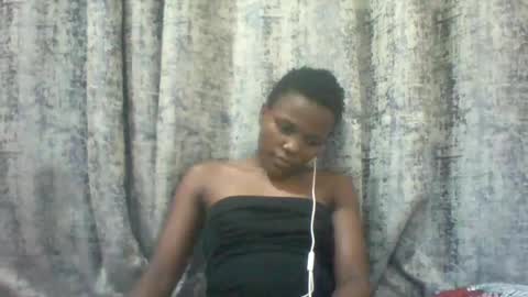 Snapshot of tina2030_1 chatting on June 2026 05:37:01 PM tee online show from June 2026 05:37:01 PM