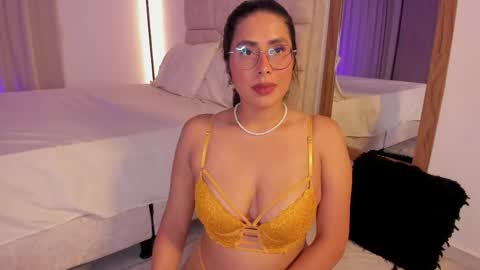 tina_olsen07 online show from April 2026 11:28:01 PM