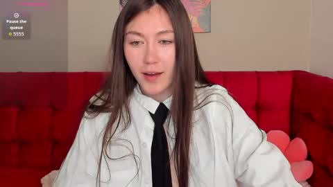 Tina  online show from April 2026 01:37:02 AM