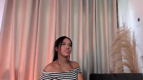 T I N A online show from February 2026 04:52:02 PM