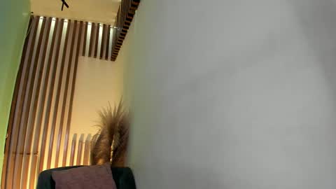 Tina  online show from November 2025 04:45:02 AM