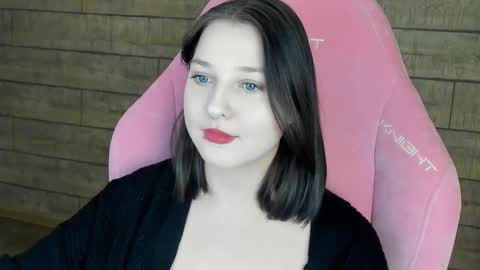 TinaBurton online show from January 2026 04:23:01 PM