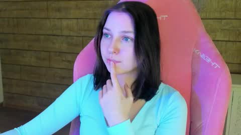 Snapshot of tinaburton chatting on February 2026 04:13:01 PM TinaBurton online show from February 2026 04:13:01 PM