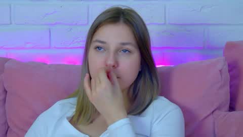 TinaBurton online show from March 2026 08:19:01 AM