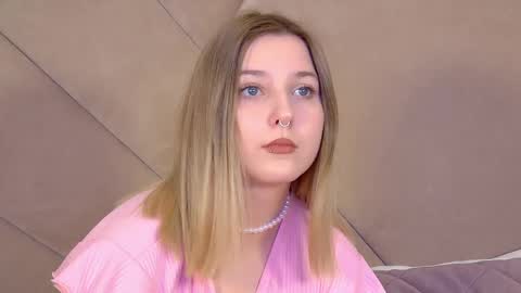 TinaBurton online show from April 2026 05:07:02 PM