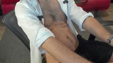 Peter online show from October 2025 05:02:02 PM