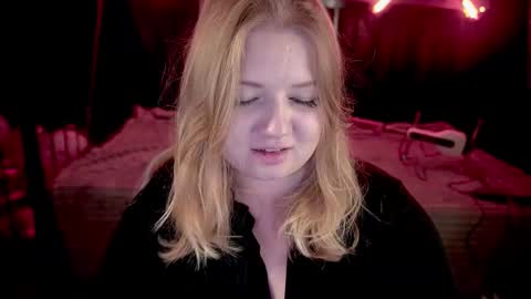 TinkerrBelll online show from February 2026 08:07:02 PM