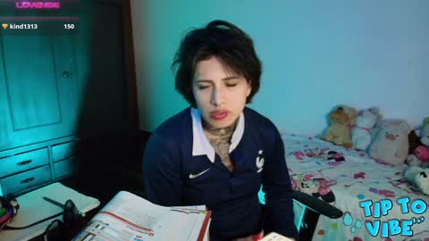 I AM BELLA  ----------- follow my  IG  TINNS 69 online show from December 2024 05:17:02 AM