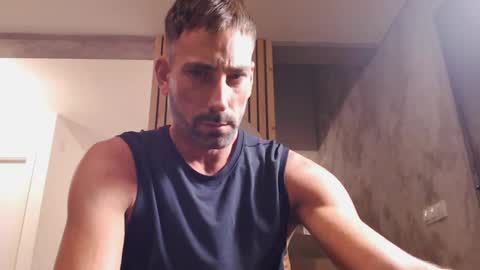 Snapshot of tinoclandestino chatting on January 2025 08:00:01 PM tinoclandestino online show from January 2025 08:00:01 PM