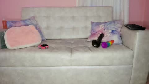 tiny_cora online show from January 2025 07:35:01 PM