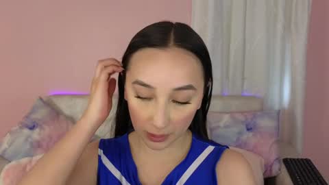 tiny_cora online show from January 2025 08:04:02 PM