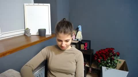 Snapshot of tiny_felicity chatting on February 2025 07:34:01 AM Gloria online show from February 2025 07:34:01 AM