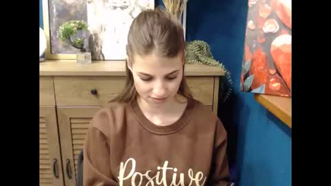 Snapshot of tiny_felicity chatting on November 2025 07:24:02 AM Gloria online show from November 2025 07:24:02 AM