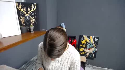 Snapshot of tiny_felicity chatting on November 2025 07:42:02 AM Gloria online show from November 2025 07:42:02 AM