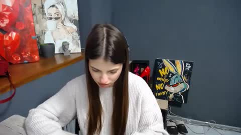 Snapshot of tiny_felicity chatting on December 2025 08:08:02 AM Gloria online show from December 2025 08:08:02 AM