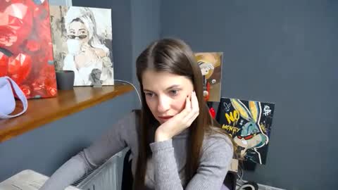 Snapshot of tiny_felicity chatting on December 2025 07:01:02 AM Gloria online show from December 2025 07:01:02 AM