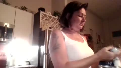 tinyassbossymilf online show from July 2026 01:01:01 AM