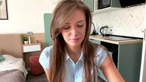 Snapshot of tinybliss chatting on May 2026 11:38:01 AM Mona online show from May 2026 11:38:01 AM