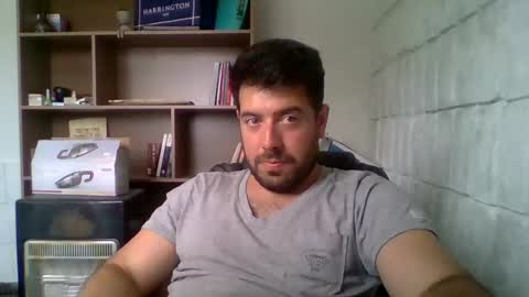 Benja online show from December 2024 06:05:01 PM