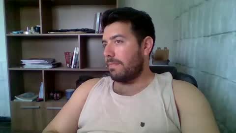 Benja online show from October 2025 07:14:01 PM