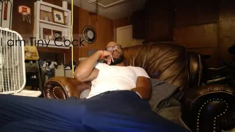 Snapshot of tinycock_1979 chatting on November 2025 06:24:02 AM tinycock_1979 online show from November 2025 06:24:02 AM