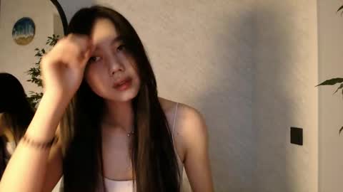 Snapshot of tinykawaii chatting on April 2026 01:36:01 AM Tina extra tips in PVT online show from April 2026 01:36:01 AM