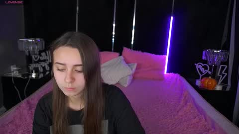 Snapshot of tinynataliee chatting on November 2025 03:13:02 PM tinynataliee online show from November 2025 03:13:02 PM