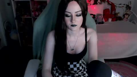 Dahlia Browne online show from June 2026 04:53:02 AM