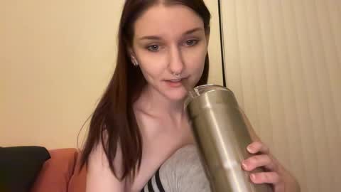 Tia online show from December 2024 10:04:02 AM