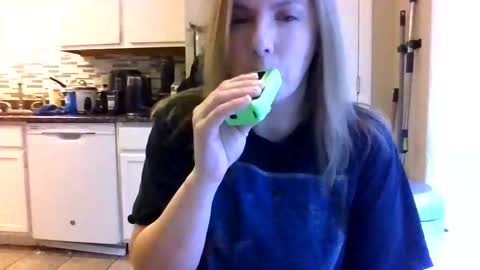 Snapshot of tinywithtiddies chatting on March 2026 01:16:02 PM tinywithtiddies online show from March 2026 01:16:02 PM