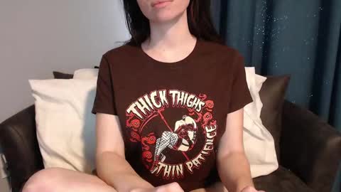 Snapshot of tinyytina chatting on December 2024 08:17:01 PM TinyyTina online show from December 2024 08:17:01 PM