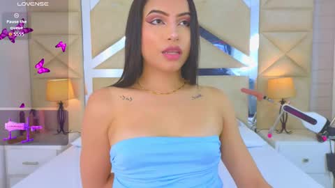 Tiphani Walker online show from September 2025 12:22:02 AM