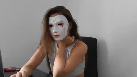 Snapshot of tipsytinkerbell chatting on December 2025 11:37:01 AM Tinks online show from December 2025 11:37:01 AM