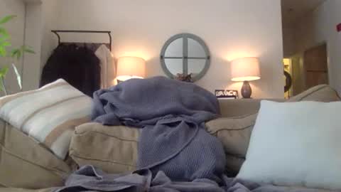 Snapshot of tiptop1088 chatting on March 2025 06:16:01 PM tiptop1088 online show from March 2025 06:16:01 PM